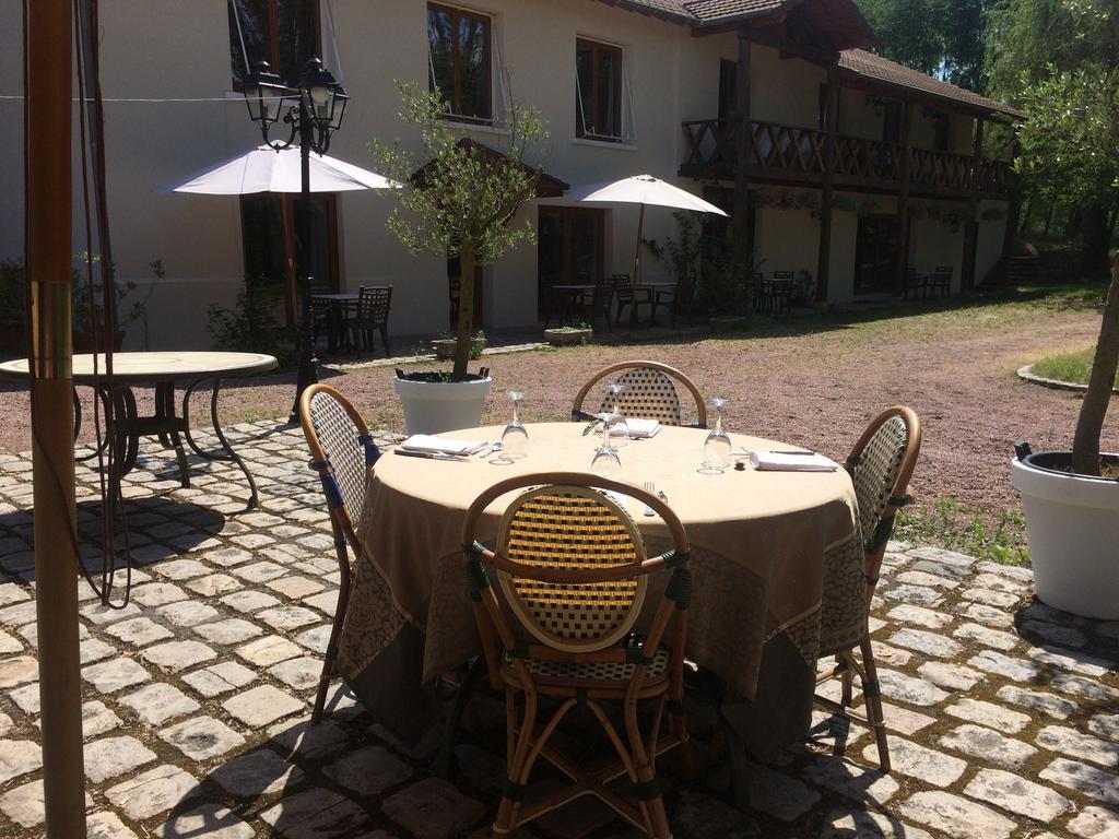 Bed & Breakfast La Ferme Aux Biches Commelle-Vernay